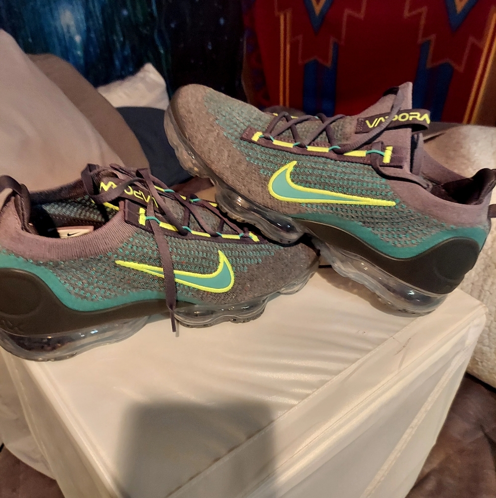Nike air vapor max 2021 FK (flyknit) SZ 10